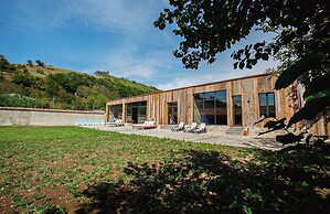 Sazano Wine Cellar & Hotel