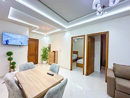 Elite Holiday Homes - Luxury & Centric Flat