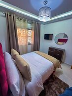 Elite Holiday Homes - Luxury & Centric Flat