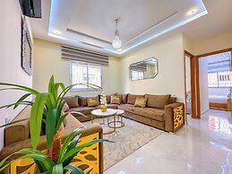 Elite Holiday Homes - Luxury & Centric Flat