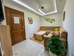 Elite Holiday Homes - Luxury & Centric Flat