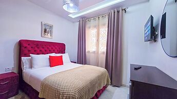 Elite Holiday Homes - Luxury & Centric Flat