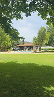 Estate Villa OINOI with Pool