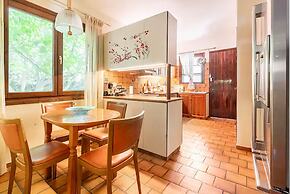 Estate Villa OINOI with Pool