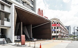 M Vertica KL by Airhost