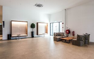 M Vertica KL by Airhost