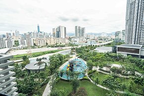 M Vertica KL by Airhost