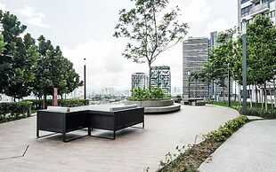 M Vertica KL by Airhost