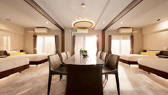 Doutonboricrystalhotel3