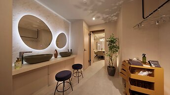 Doutonboricrystalhotel3