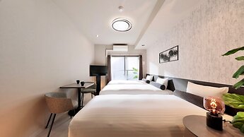 Doutonboricrystalhotel3