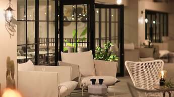 Doutonboricrystalhotel3