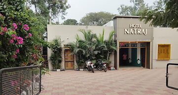 6 CR Hotel Natraj Aurangabad