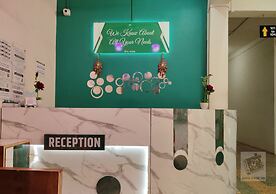 6 CR Hotel Natraj Aurangabad