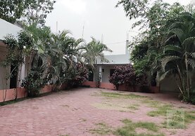 6 CR Hotel Natraj Aurangabad