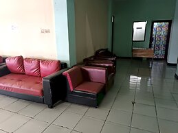 OYO 93415 Pondok Kula Rumbih Syariah