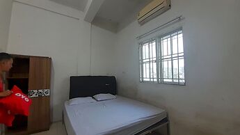 OYO 93417 Homestay Bunga Rinte Syariah Near Komp perumahan stella ress