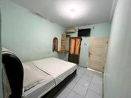 OYO 93417 Homestay Bunga Rinte Syariah Near Komp perumahan stella ress