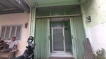 OYO 93417 Homestay Bunga Rinte Syariah Near Komp perumahan stella ress