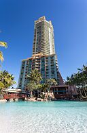 Club Wyndham Crown Towers