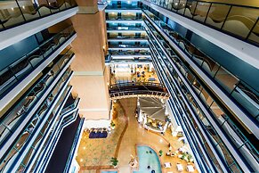 Club Wyndham Crown Towers