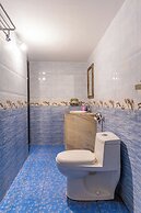 Woodpegger By The Beach