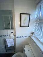 Beautiful 4-bed House in Billericay
