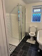 Beautiful 4-bed House in Billericay