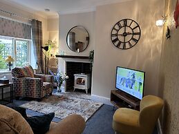 Beautiful 2-bed Cottage in Heysham Village