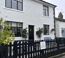 Beautiful 2-bed Cottage in Heysham Village