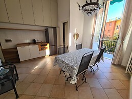 Santa in Caruggio- PortofinoVacanze