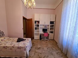 Santa in Caruggio- PortofinoVacanze