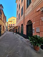 Santa in Caruggio- PortofinoVacanze