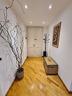 Santa in Caruggio- PortofinoVacanze