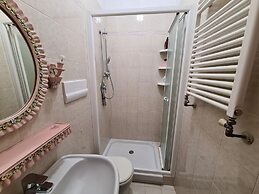 Santa in Caruggio- PortofinoVacanze