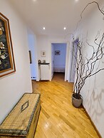 Santa in Caruggio- PortofinoVacanze