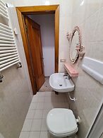 Santa in Caruggio- PortofinoVacanze