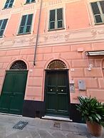 Santa in Caruggio- PortofinoVacanze