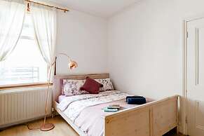 Stunning 2-bed Apartment in Dartford