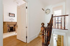 Stunning 2-bed Apartment in Dartford