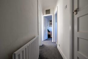 Immaculate 2-bed Apartment in Dartford