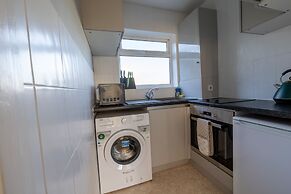 Immaculate 2-bed Apartment in Dartford