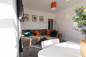 Immaculate 2-bed Apartment in Dartford