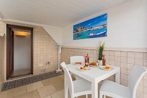 Polly House by Wonderful Italy