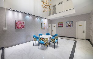 Tiffany hotel & restaurant