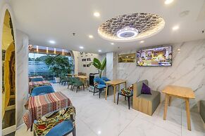 Tiffany hotel & restaurant