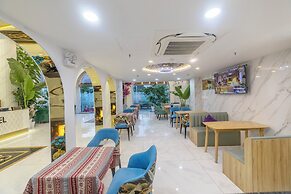 Tiffany hotel & restaurant