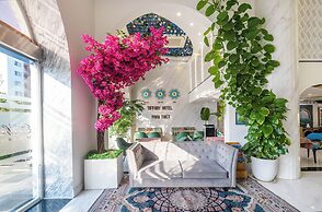 Tiffany hotel & restaurant