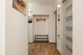 Daszyńskiego Apartment Cracow by Renters