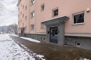 Daszyńskiego Apartment Cracow by Renters